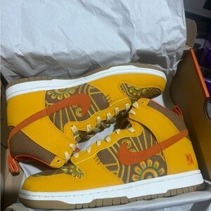 Nike Dunk Hi PRM Sneakers